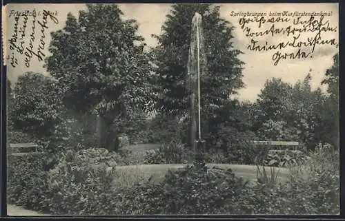 AK Friesack i. Mark, Springbrunnen beim Kurfürstendenkmal