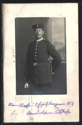 Foto-AK Soldat der 2. Ersatzkompagnie 123, Uniformfoto