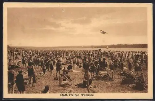 AK Berlin-Wannsee, Städtisches Freibad Wannsee, am Strand