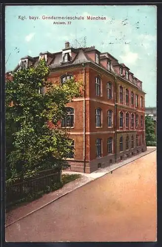 AK München, Kgl. bayr. Gendarmerieschule, Arcisstrasse 37, Polizei