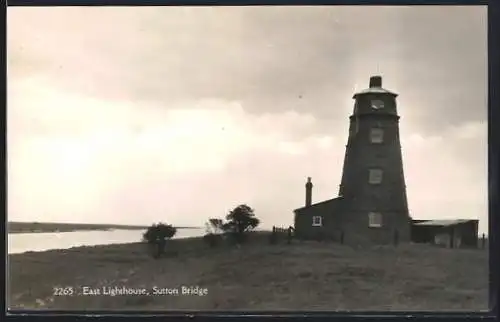 AK Sutton Bridge, East Lighthouse