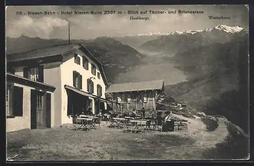 AK Niesen-Kulm, Hotel Niesen-Kulm mit Blick auf Thuner- u. Brienzersee, Hasliberge