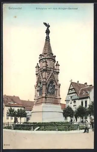AK Salzwedel, Schulplatz mit Kriegerdenkmal