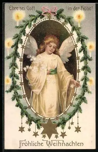 AK Weihnachtsengel im Schmuckrahmen mit Tannenzweigen und Kerzen