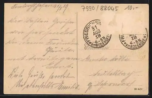 AK Friedrichshafen a. Bodensee, Zeppelin über dem Ort