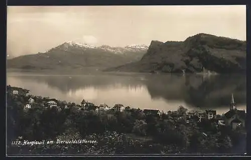 AK Hergiswil am Vierwaldstättersee, Ortsansicht mit Seeblick und Bergpanorama