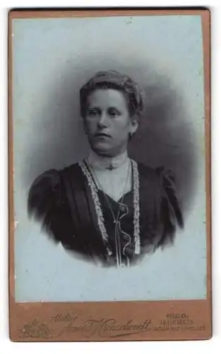 Fotografie Arnold Hirnschrodt, Ried /Innkreis, Porträt einer Dame