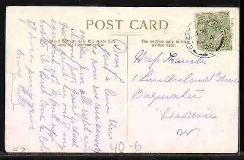 AK Dicker Frau weht der Rock hoch