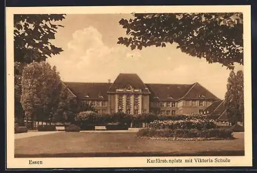 AK Essen / Ruhr, Kurfürstenplatz mit Viktoria Schule
