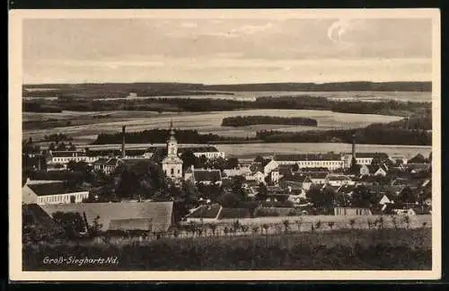 AK Gr.-Siegharts /Nd., Ortsansicht mit Fernblick aus der Vogelschau