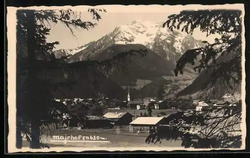AK Mayrhofen /Tirol, Ortsansicht mit Bergpanorama