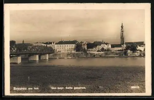 Foto-AK Braunau am Inn, Ansicht von bayr. Seite