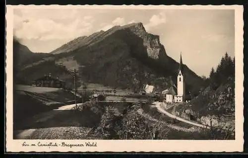 AK Au im Bregenzer Wald, Ortsansicht mit Kirche und Canisfluh
