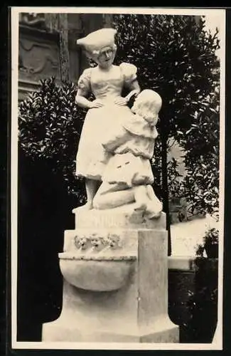 AK Krems a. D., Simandl-Brunnen