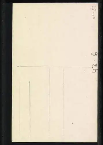 Foto-AK Paar in Hochzeitskleidung mit Blumenstrauss