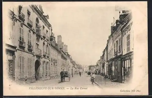 AK Villeneuve-sur-Yonne, La Rue Carnot