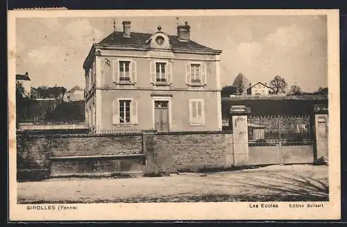 AK Girolles /Yonne, Les Écoles