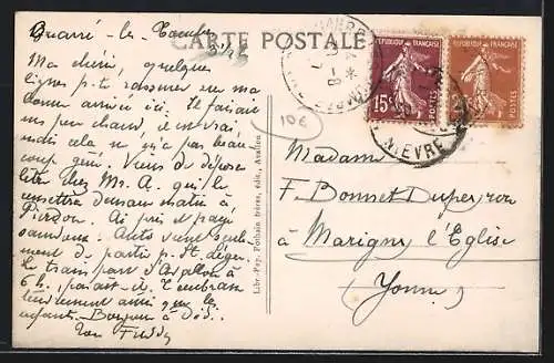 AK Quarré-les-Tombes, Un Coin de la Place