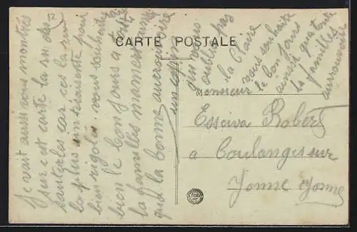 AK Coulanges-sur-Yonne, Un coin des Anciens Remparts