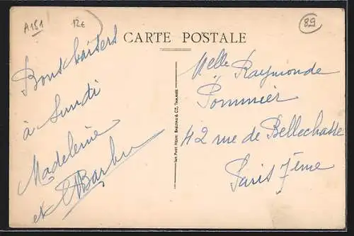 AK Saint-Martin-sur-Ouanne, Place de la Gare