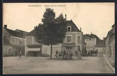 AK Appoigny, Place de la Liberté avec habitants et charrette