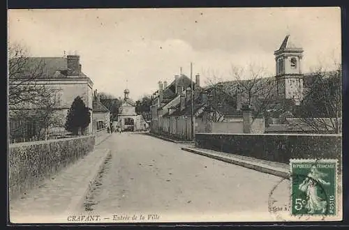 AK Cravant, Entrée de la Ville
