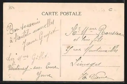 AK Voutenay, Vue générale de la vallée de la Cure et du village