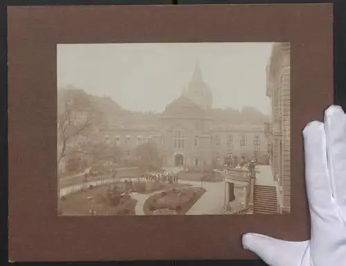 Fotografie unbekannter Fotograf, Ansicht Berlin, Militärärztlichen Akademie in der Scharnhorststr. 35, Militärkapelle