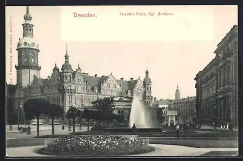 AK Dresden, Theater-Platz am Kgl. Schloss