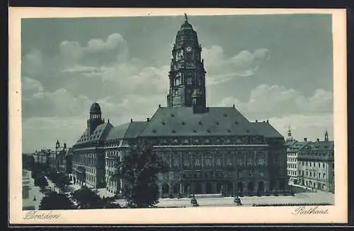 AK Dresden, Blick auf das Rathaus