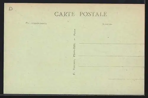 AK Courbevoie, Usine DELAGE et activités devant l`entrée