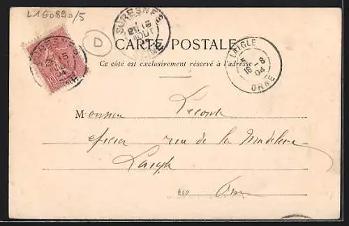 AK Suresnes, Place d`Armes avec bâtiments et calèches