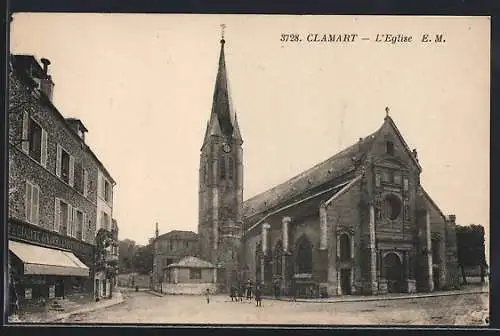 AK Clamart, L`Église et la rue adjacente