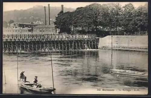 AK Suresnes, Le Barrage et barques sur la rivière