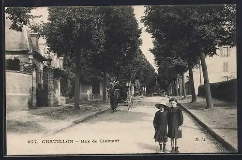 AK Châtillon, Rue de Clamart avec enfants et calèche sous les arbres