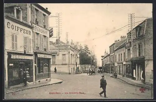 AK Garches, La Grande-Rue avec Restaurant