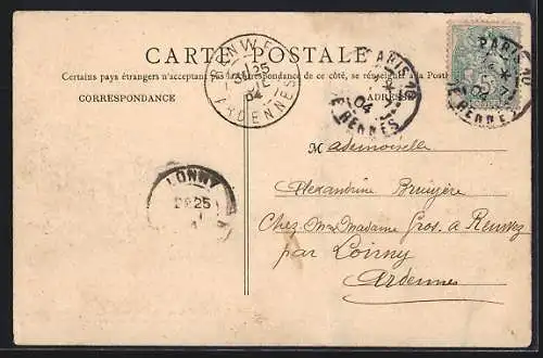 AK Clamart, Rue Gambetta avec passants et architecture urbaine