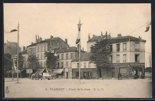 AK Clamart, Place de la Gare avec bâtiments et arbres adjacents
