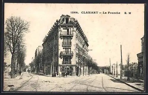 AK Clamart, La Fourche avec vue sur immeuble et voies de tramway