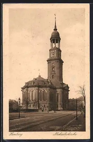 AK Hamburg-Neustadt, Michaeliskirche mit Strassenpartie