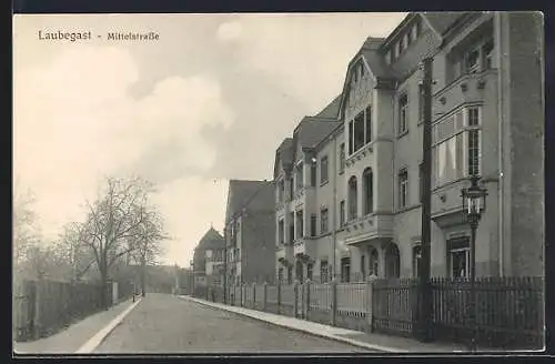 AK Dresden-Laubegast, Partie in der Mittelstrasse