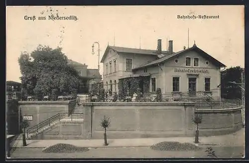 AK Niedersedlitz, Bahnhofs-Restaurant mit Terrasse