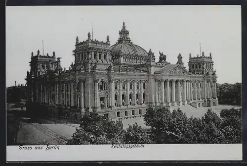 AK Berlin-Tiergarten, Blick auf das Reichstagsgebäude