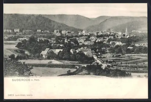 AK Suderode a. Harz, Ortsansicht mit Kirche und umliegenden Bergen