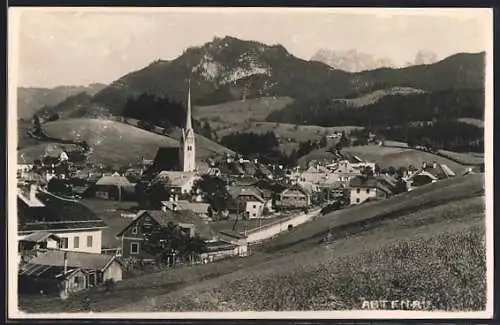 AK Abtenau, Teilansicht mit Kirche und Strassenpartie