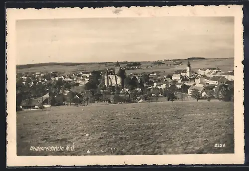 AK Heidenreichstein, Ortsansicht aus der Ferne