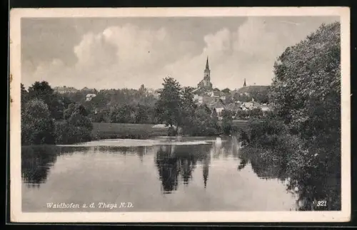 AK Waidhofen a. d. Taya, Uferpartie mit Kirche
