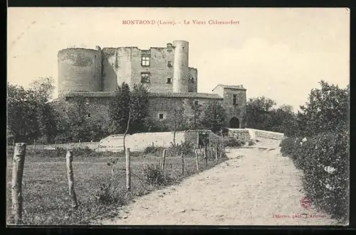 AK Montrond /Loire, Le Vieux Château-fort