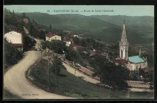 AK Valfleury /Loire, Route de Saint Chamond, vue sur l`église et le village pittoresque