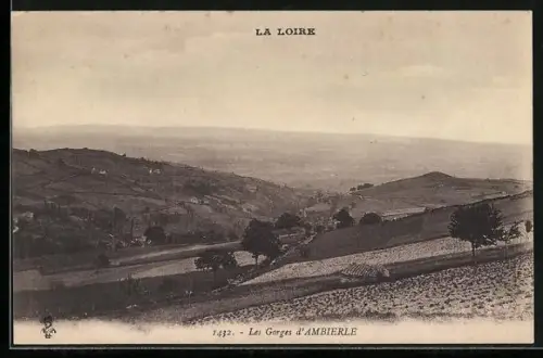AK Ambierle, Les Gorges d`Ambierle et paysage vallonné